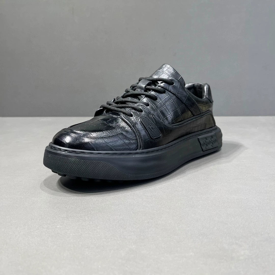 Fashionable and versatile sports casual low-top black sneakers