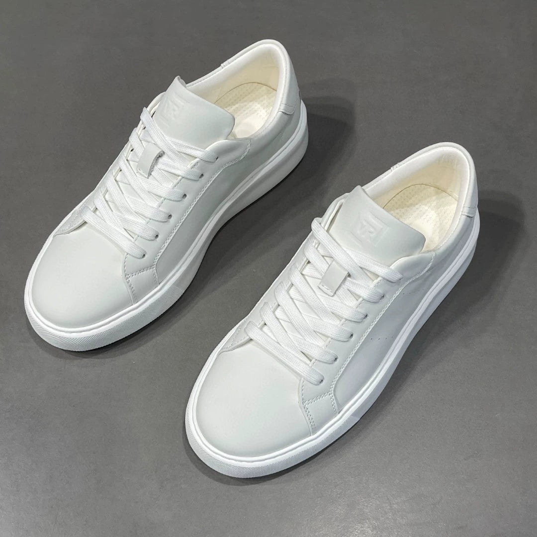 Men's casual white leather shoes